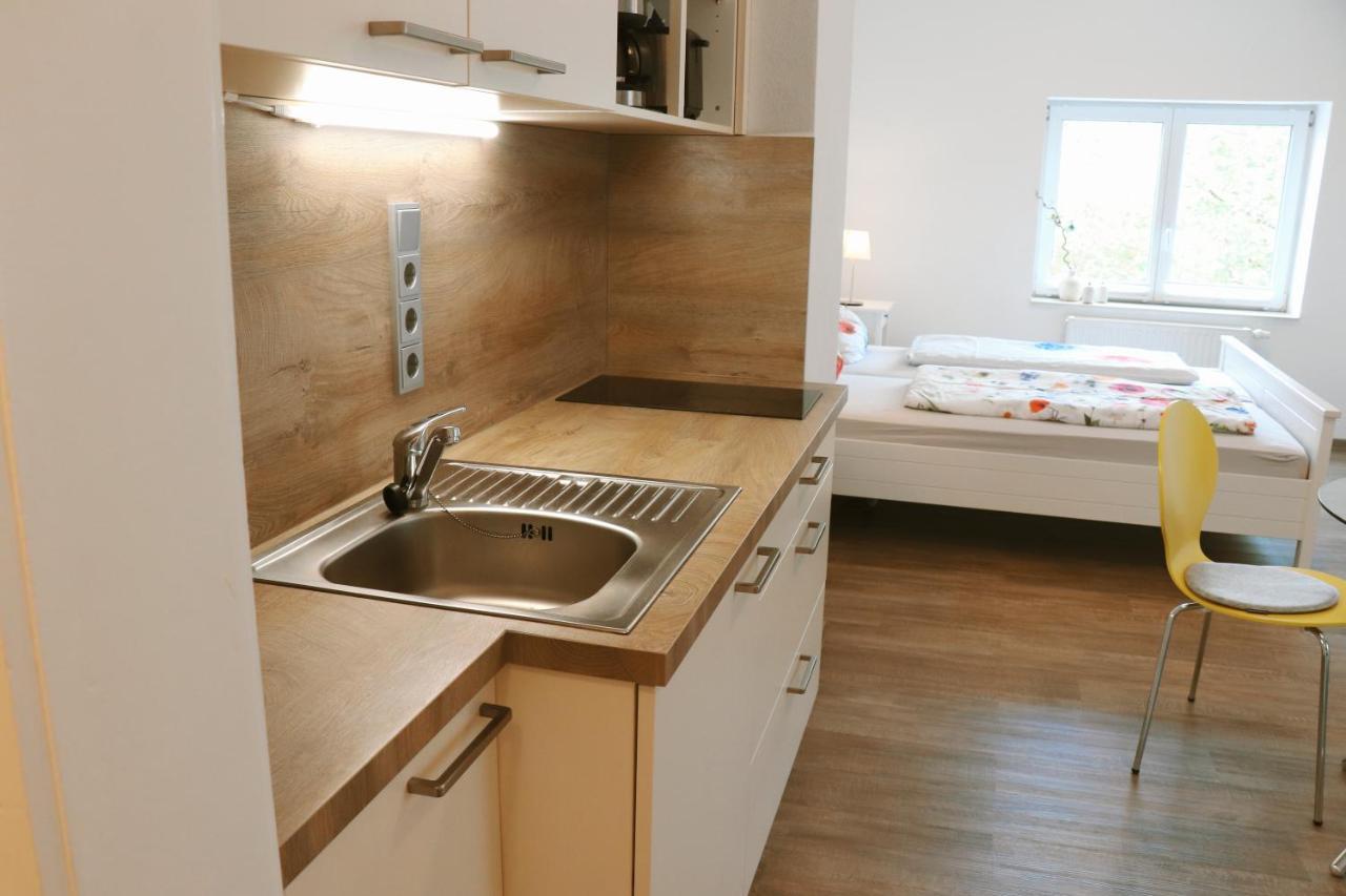 Helles Apartment für 1-2 Pers. mit Parkplatz und WiFi Kraiburg am Inn Exterior foto